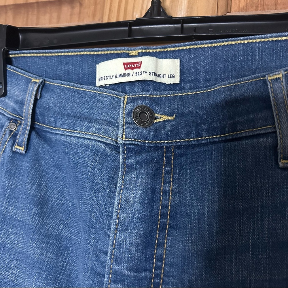 Levi’s 512 straight leg jeans - Picture 2 of 10